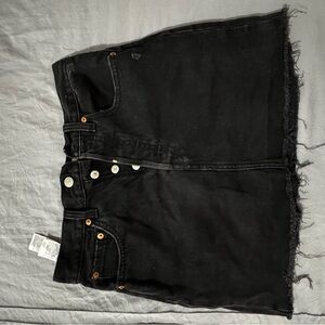 Levi's Black Midi Skirt